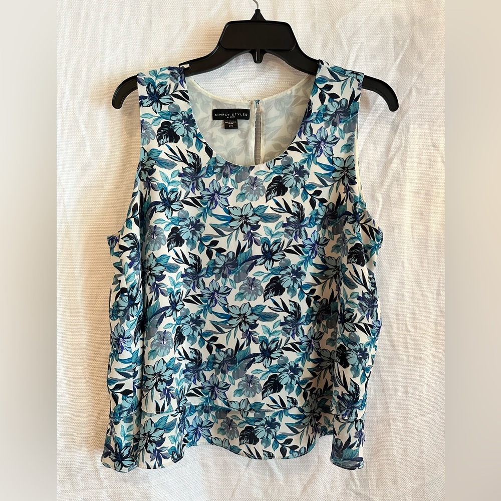 Sleeveless top